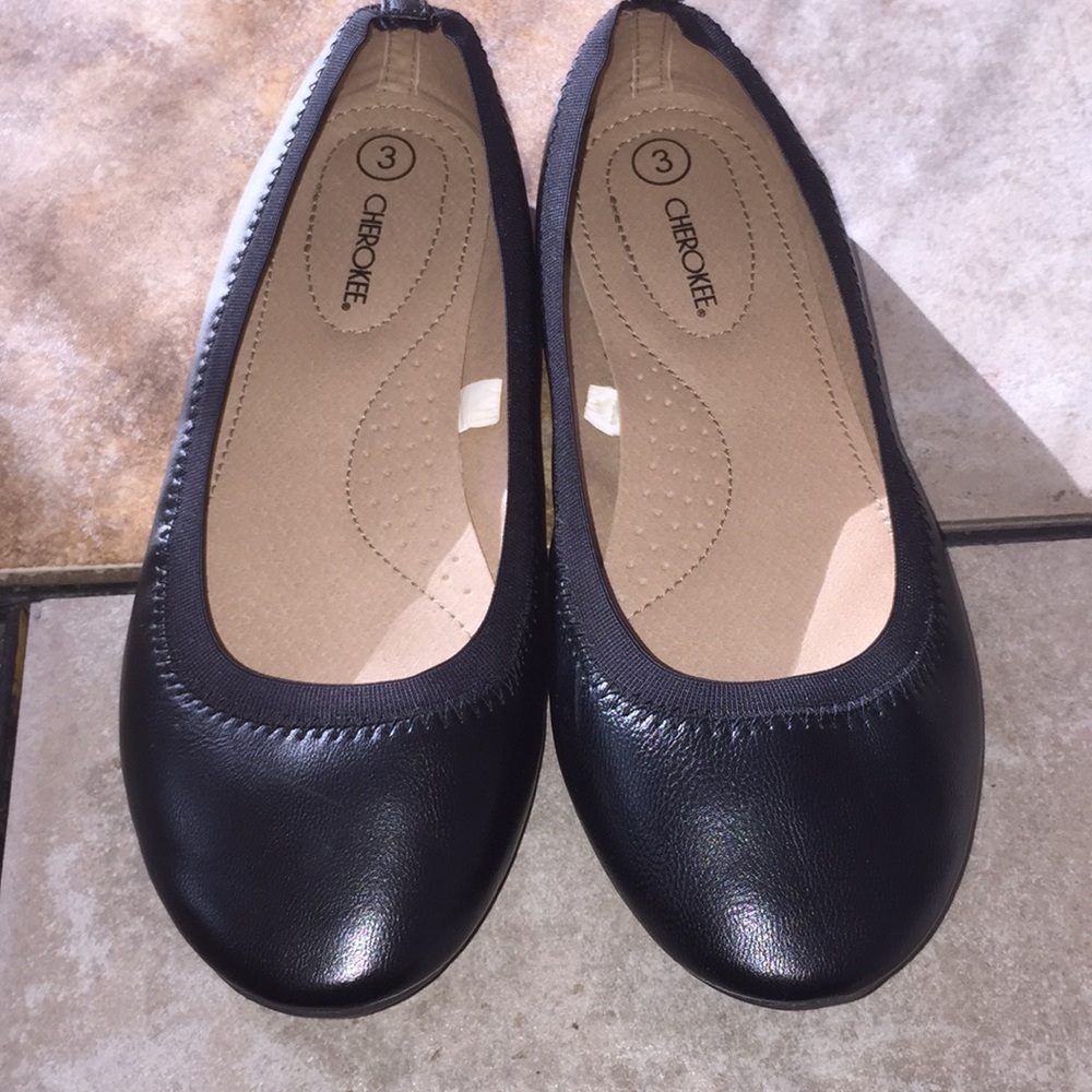 Girls shoes size 3